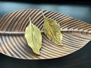 Leaf Design Gold Knob pour armoires, tiroirs et portes Poignée décorative élégante pour la décoration intérieure Intérieur élégant et utilisation de meubles - Product Image 3