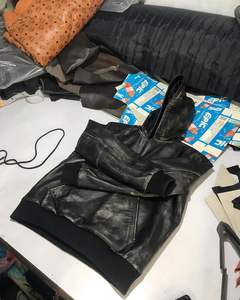 Veste à capuche en cuir véritable pour homme avec logo personnalisé, design vintage, effet vieilli, style bomber, motard, course, sur mesure - Product Image 3