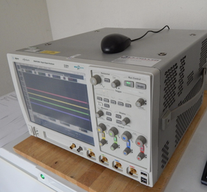 Inteligencia Energética para Instrumentos de Alta Precisión, Analizadores de Señales DSA91304A de 13 GHz - Listos para Enviar - Product Image 3