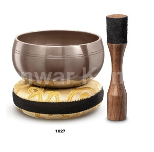 Ensemble de bols chantants Bol sonore de méditation Fabriqué à la main au Népal pour le yoga Chakra Guérison Pleine conscience et soulagement du stress - Product Image 1