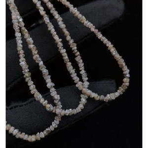 Perlas de Diamantes Naturales Crudos de Color Marrón Claro de 2-3 mm, Claridad VS, Buen Corte, Color Champán - Product Image 2