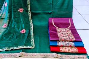 Costumes Salwar Kameez taille libre de créateur moderne pour femmes vêtements de fête traditionnels indiens et pakistanais brodés à la main - Product Image 3