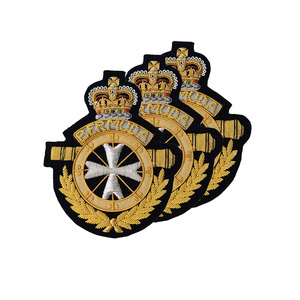 2025 Badges Blazer brodés à la main de Style Vintage et épaulettes décorations de perles brodées de fil de lingot de haute qualité - Product Image 1