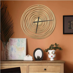 Sofisticados Relojes de pared de metal a granel, relojes elegantes a precio de mayorista, decoración moderna para el hogar, diseños elegantes y vintage. - Product Image 3