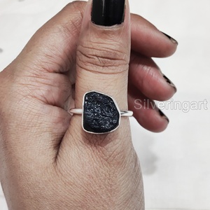 Anillo de Plata de Ley 925 con Zafiro Azul Natural en Bruto para Mujer, Joyería de Piedra Natural, Anillo Liso con Gema de Nacimiento de Septiembre - Product Image 2