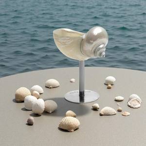 Copa de vino de lujo inspirada en conchas marinas para experiencias gastronómicas elegantes y mesas de lujo - Product Image 2