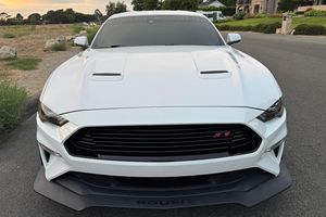 Ford Mustang Roush 450R Coupé 2022 d'occasion, 16 000 milles, moteur V8, très bien équipé - Product Image 1