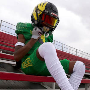 En stock Venta caliente de fútbol americano Bicep Bands Professional Made American Football Bicep Bands - Product Image 4