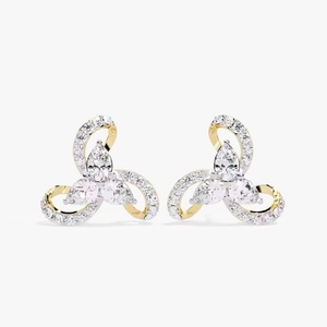Boucles d'oreilles modernes en diamant, style pour le travail, les fêtes et les brunchs du week-end, disponibles à la vente en Inde - Product Image 1