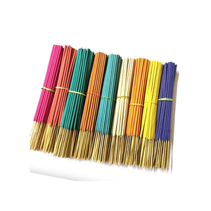 Varilla de incienso de bambú sin perfume con opciones de aroma personalizadas Base natural OEM Regalo religioso Fabricante de Vietnam al por mayor - Product Image 2