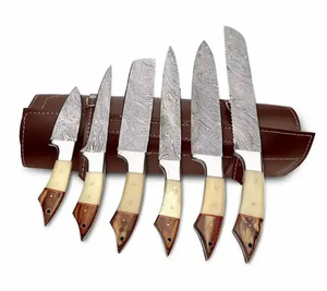 Ensemble de 5 couteaux de cuisine, fait à la main, avec couvercle en cuir - Product Image 4