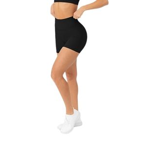 Femmes couleur noire sans couture Gym Fitness entraînement Yoga Shorts taille haute séchage rapide Scrunch bout à bout Leggings solide Yoga Shorts - Product Image 2
