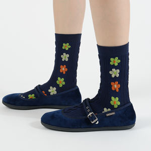 Calcetines de Algodón para Mujer Kikiya, Calcetines Casuales Transpirables de Punto, Diseño Floral Novedoso, Diseño Bonito para Uso Diario - Product Image 4