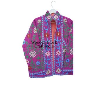 Chaqueta de Algodón Acolchada Tejida con Rayas Boho Suzani de Diseño Atractivo y Moderno, Manga Larga, Corta, Ecológica y Transpirable para Mujer - Product Image 2