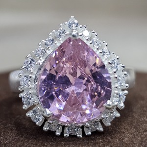 Argent Sterling 925 Excellente Qualité Designer Fait Main Dernière Bague À La Mode Avec Pierre Précieuse Zircon Cubique Rose En Forme De Larme - Product Image 1