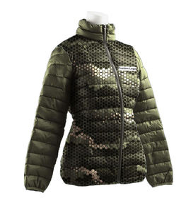 Chaqueta de invierno acolchada de algodón de gran tamaño para mujer con capucha gruesa prendas de vestir de manga larga con Spandex/forro de nailon producto terminado - Product Image 3