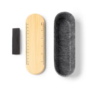 Étuis et sacs à crayons Andria en bambou écologique et RPET, gadgets durables - Product Image 2