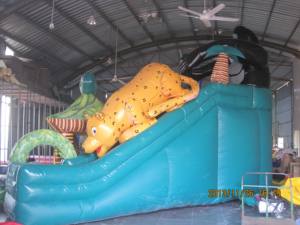 Château gonflable en PVC Gorilla avec toboggan pour l'aventure des enfants dans les parcs urbains et les parcs d'aventure - Product Image 4