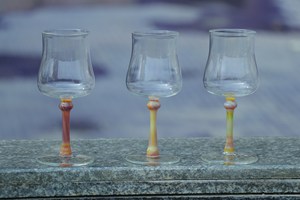 Copa de vino soplada a mano, copa de vino artesanal, barra de sombreado de color, copas de vino tinto - Product Image 6