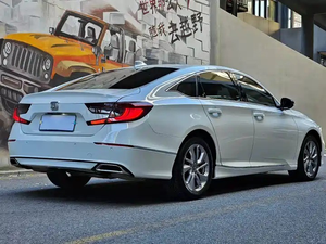 Accord 2021 260TURBO Luxury Starlight Limited Edition 2WD Berline intermédiaire 4 portes 5 places NEDC 601-700 km d'autonomie Batterie 90-110 kWh - Product Image 4
