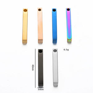 40 x 5 mm Mehrfarbiger Metallischer Edelstahl Rechteckiger Massiver Anhänger mit Loch zum Aufhängen Stahlstab-Ornament - Product Image 2