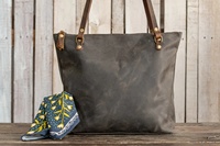Sac fourre-tout de luxe en cuir véritable de marque pour femme, personnalisable (couleur et logo), haute qualité, tendance, toutes saisons AV-0094C