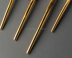 ชุดช้อนและส้อมทองคําสุดหรูสําหรับงานแต่งงานและงานปาร์ตี้ (ชุด 4 ชิ้น) - Product Image 6