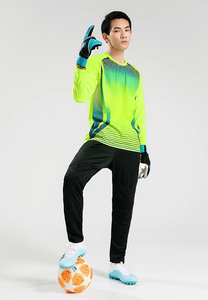 Maillot rembourré de gardien de but de football 100% polyester léger, séchage rapide, respirant, col montant, manches longues, toutes saisons - Product Image 6