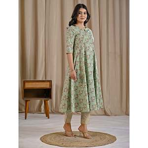 Conjunto de Kurta y Pantalón de Algodón Estampado con Patrón Floral Pastel, Ropa Casual Transpirable para el Día a Día, Opciones de Largo hasta el Suelo y hasta la Rodilla, Talla 6XL - Product Image 6