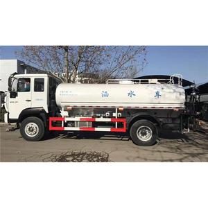 Nuevo Camión Cisterna de Agua Ligero Howo, Tracción 6x4, Motor Diésel, Material de Acero para Almacenamiento de Combustible y Aceite - Product Image 3