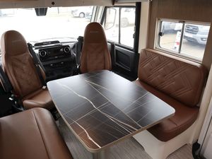 Autocaravana Usada con Volante a la Izquierda BURSTNER ELEGANCE 910 G 2024 Cuero R17 - Product Image 5