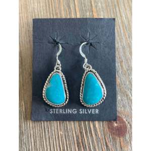 Pendientes Colgantes de Turquesa Navajo y Plata de Ley con Forma de Gota de Agua - Product Image 1