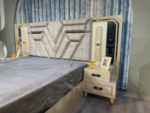 Elegante y moderno juego de dormitorio de tamaño King, características de masaje de almacenamiento, hermosa adición para dormitorio, sala de estar, muebles escolares de Hotel - Product Image 5