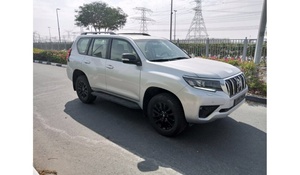 Toyota Prado 2021 d'occasion, conduite à gauche, transmission intégrale automatique, sièges en cuir, régulateur de vitesse adaptatif, pneus R21 - Product Image 2