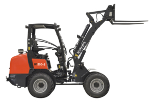 Chargeuse sur pneus compacte électrique Kubota avec moteur Perkins et hydraulique Parker - Mini-chargeuse - Product Image 5