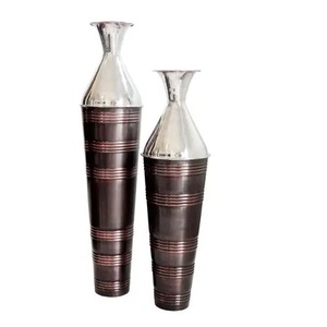 Vases à fleurs en laiton, style indien, décoratifs, simples, hauts, en métal, modernes et antiques, best-sellers pour la décoration intérieure IQ. - Product Image 5