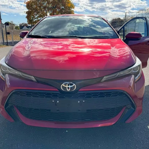 Voiture d'occasion de qualité et abordable, Toyota Corolla Hatchback SE 2022, conduite à gauche - Product Image 1