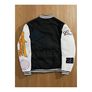Chaqueta Universitaria de Moda para Hombre al por Mayor con Estilo de Bloques de Color, Ribete a Rayas, Parches con Letras y Mangas Largas - Product Image 2