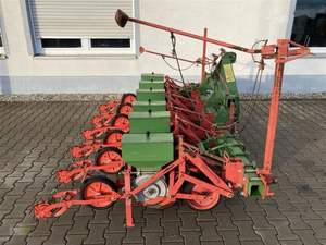 Semoir à maïs agricole de nouvelle conception de qualité 2026, 4 rangs, planteur de maïs avec engrais, semoir à maïs pour utilisation avec un tracteur - Product Image 4