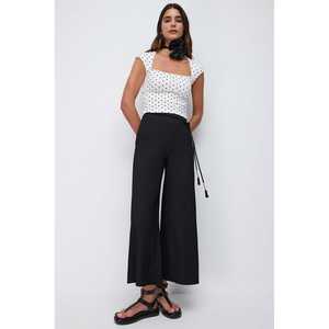 Pantalon en tricot à coupe décontractée avec détail de nœud - Product Image 1