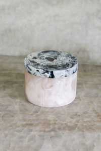 Elegante Tarro de Almacenamiento de Resina con Tapa, Contenedor Ecológico y Duradero para Bodas, para Hogares Modernos al Mejor Precio - Product Image 3