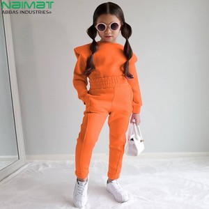 ชุดวอร์มสำหรับเด็กชุดวอร์มกางเกงไม่มีฮู้ดคอกลมสำหรับฤดูหนาวออกแบบโลโก้ได้ตามต้องการ - Product Image 2