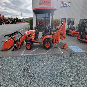 Tractor usado Kubota BX23S con cortacésped, cargador frontal y retroexcavadora, implementos de bajo precio, la mejor calidad disponible ahora, envío rápido - Product Image 4