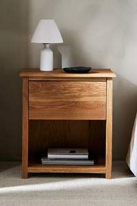 Mesita de noche de madera maciza OEM | Mesita de noche con cajones para proyectos de hostelería e interiores - Product Image 4