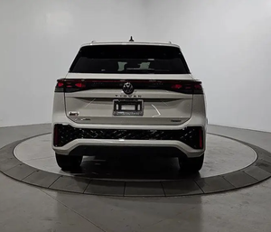 Motor Turboalimentado de 2.0L, Seminuevo, Volkswagen Tiguan 2.0T SEL R-Line Turbo 2026, Tracción en las Cuatro Ruedas, Transmisión Automática de 8 Velocidades - Product Image 3
