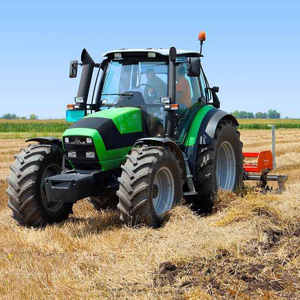 Tractor Deutz Fahr de alto rendimiento con motor diésel y sistema 4WD de servicio pesado para un trabajo agrícola y de labranza eficiente - Product Image 4