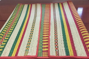 Alfombrillas tejidas de calidad superior a la venta, mezcla perfecta de tradición y modernidad a excelentes precios - Product Image 6