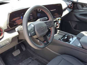 ใช้2024 Che-vro-Let BLA-ZER RHD - Product Image 2