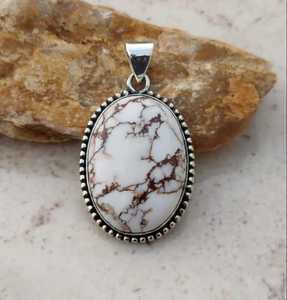 Colgante de Ágata Caballo Salvaje, Piedra Preciosa Marrón y Blanca, Plata de Ley 925, Joyería Hecha a Mano, Regalo - Product Image 3