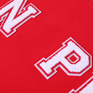 Sudadera Premium de Fraternidad Kapa Alpha Psi con Bolsillo de Chenilla Rojo, Ropa Griega de Proveedor - Product Image 4